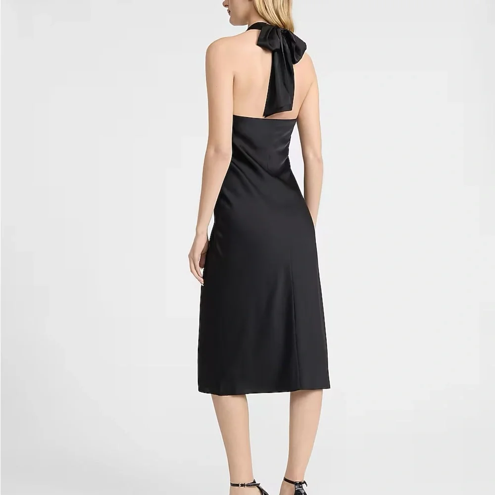 🆕 Express Black Halter Midi Dress - Picture 2 of 4